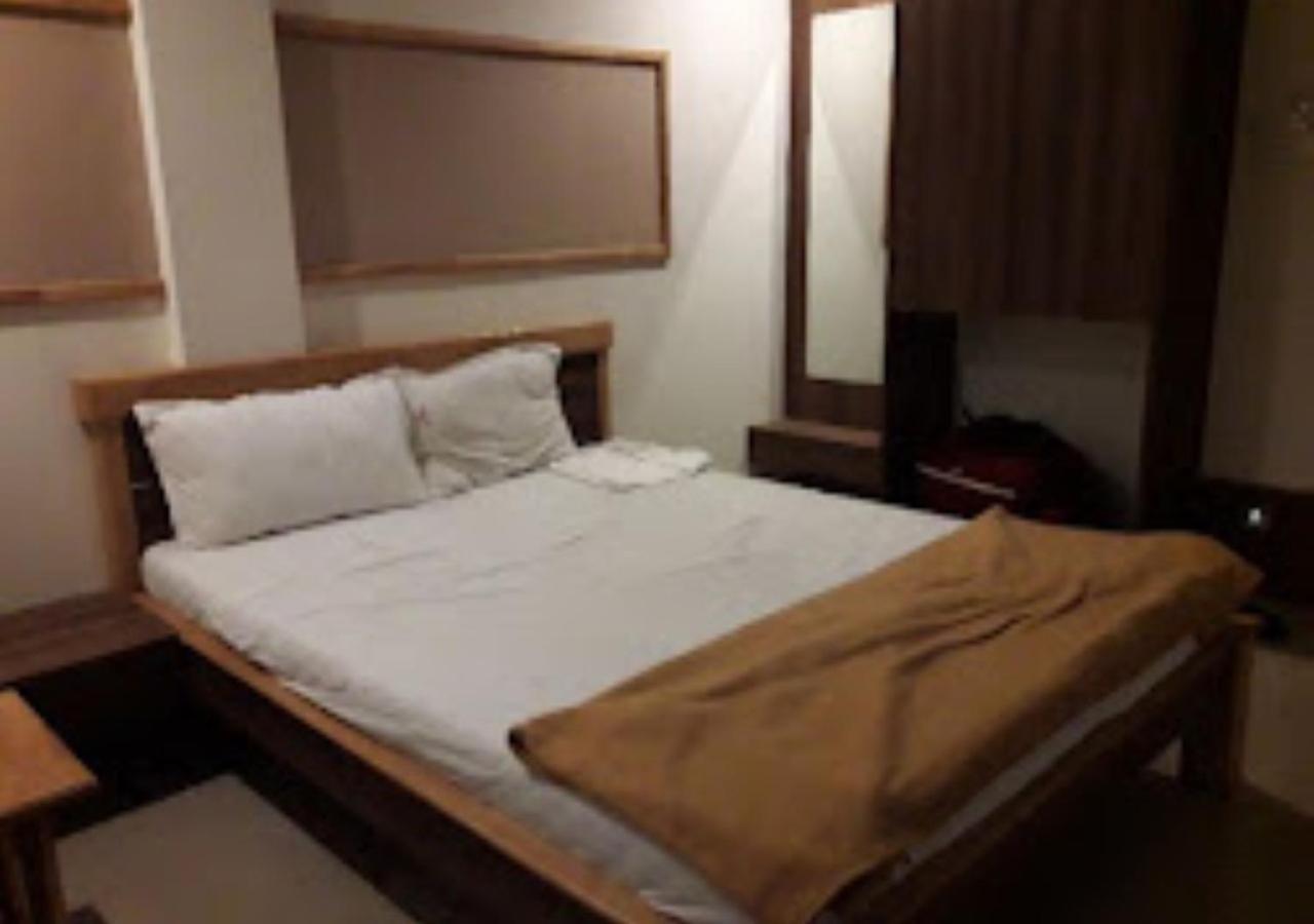 Hotel Jaltarang Kalmath Kankavali Eksteriør billede